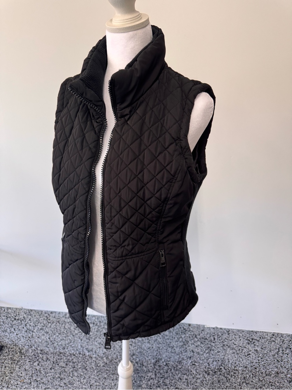 Andrew Marc Black Quilted Sleeveless Puffer Vest